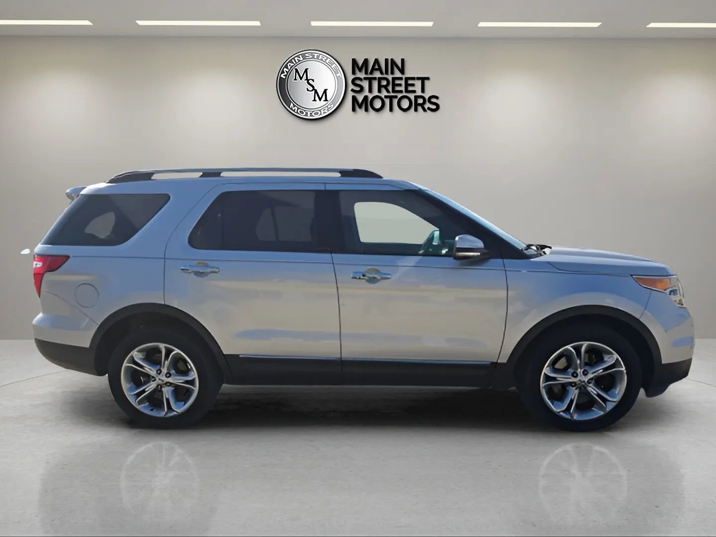 Used 2015 Ford Explorer Limited image 6