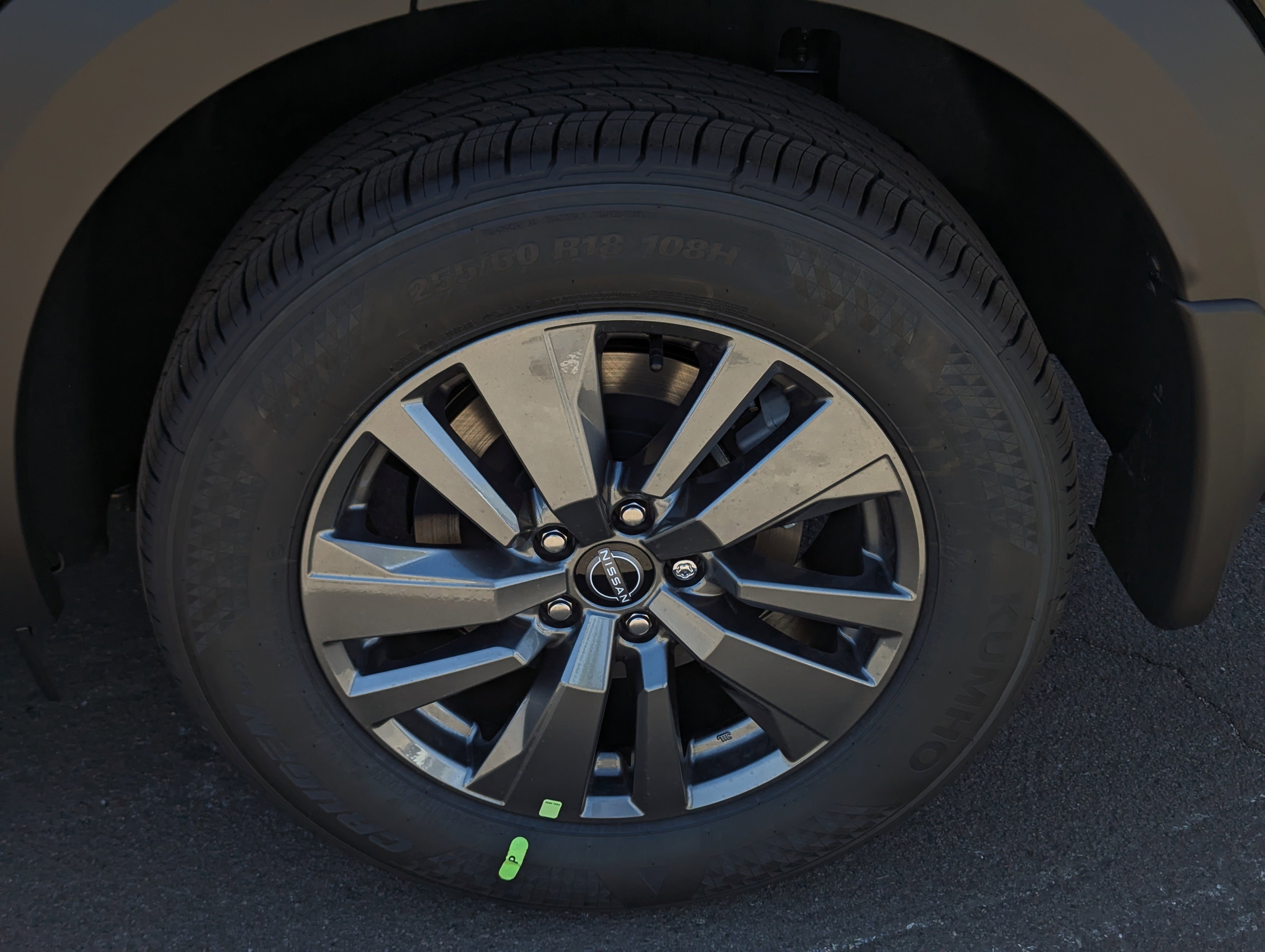 New 2026 Nissan Pathfinder SV image 7