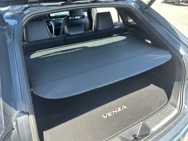 Certified 2022 Toyota Venza XLE AWD/4WD image 30