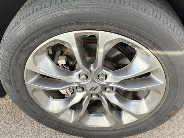 Used 2019 Dodge Durango GT RWD image 3