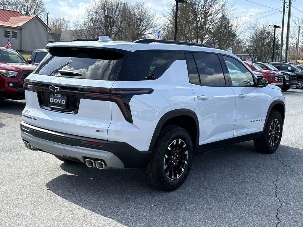 New 2026 Chevrolet Traverse Z71 w/ Enhanced Driving Package image 9