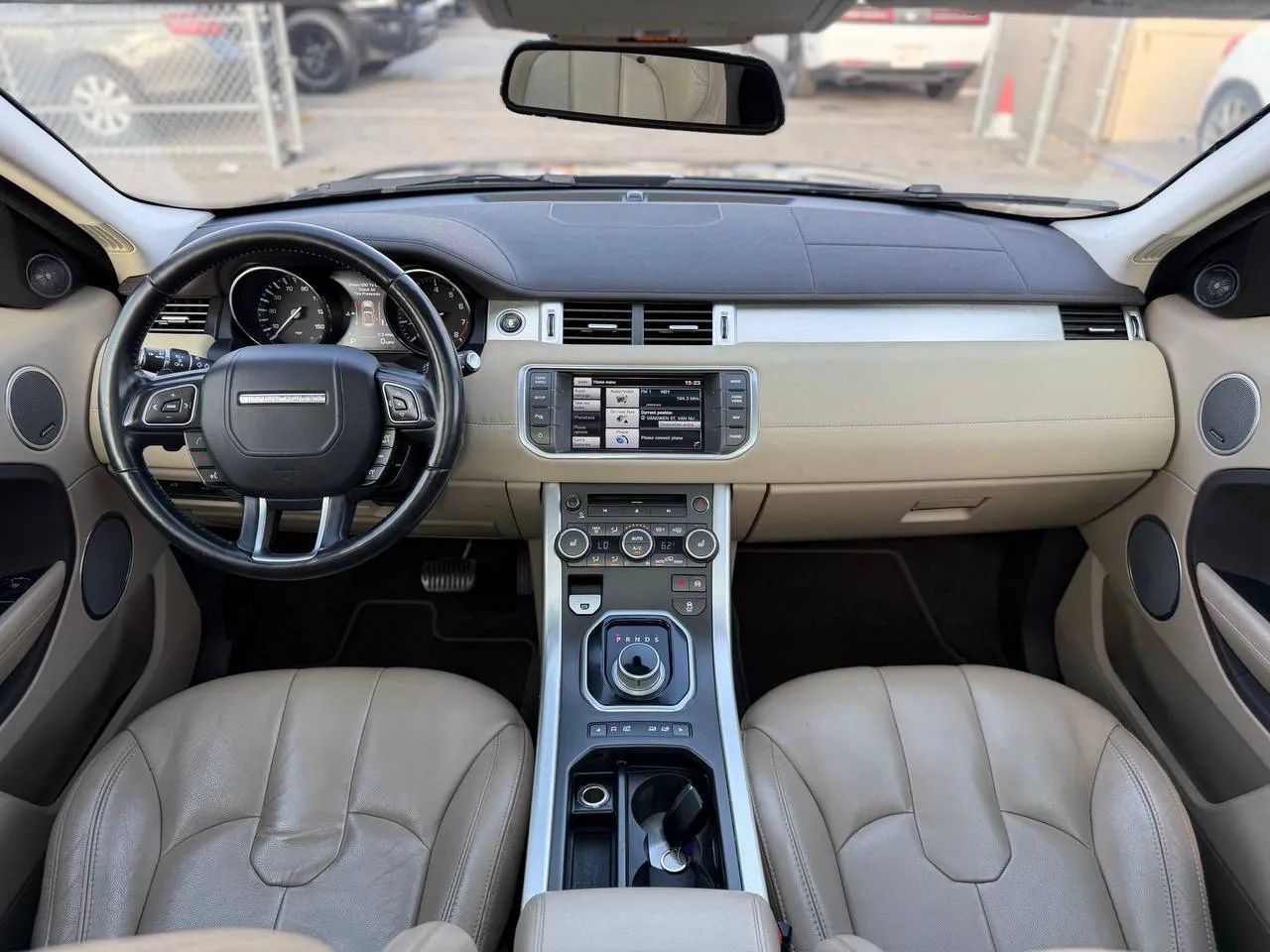 Used 2015 Land Rover Range Rover Evoque Pure Premium AWD/4WD image 36