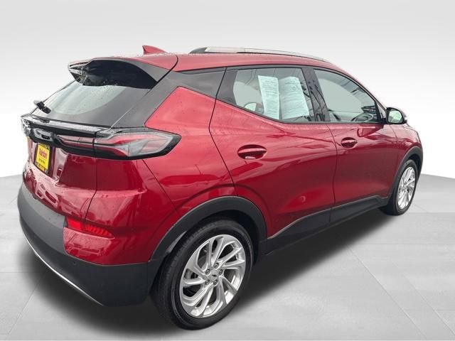 Used 2022 Chevrolet Bolt EUV LT w/ Comfort Package image 7