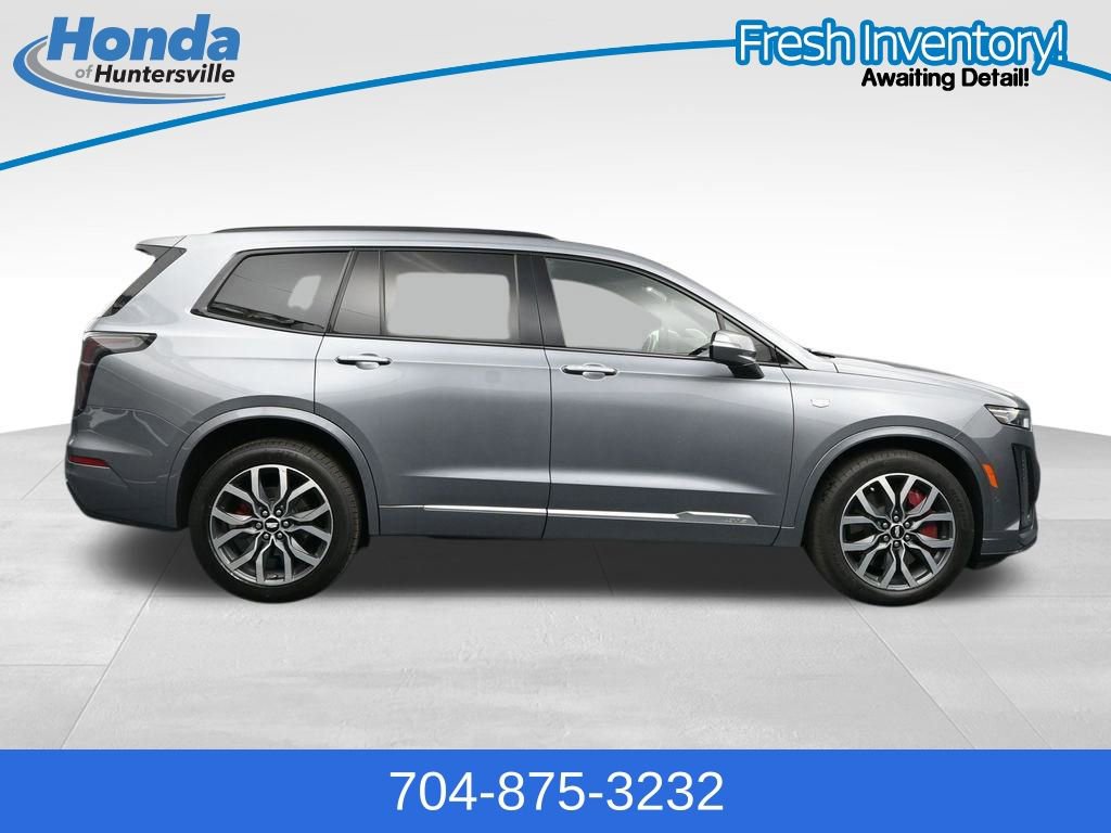 Used 2022 Cadillac XT6 Sport w/ Technology Package AWD/4WD image 9