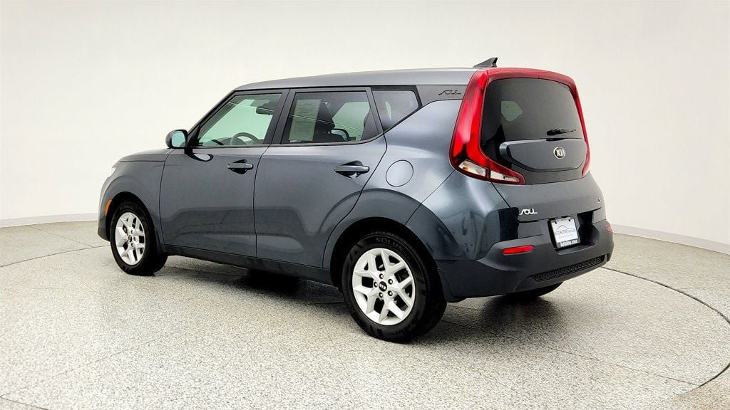 Used 2020 Kia Soul S FWD image 7