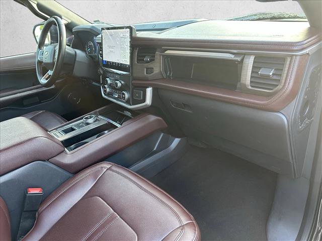 Used 2024 Ford Expedition Limited RWD image 29