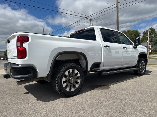 Used 2024 Chevrolet Silverado 2500 Custom w/ Z71 Off-Road Package image 8
