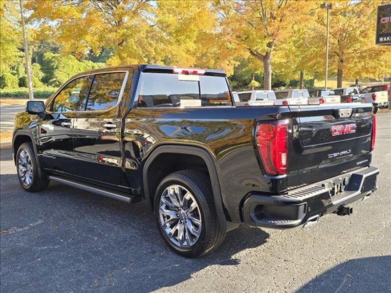 New 2026 GMC Sierra 1500 Denali w/ Denali Reserve Package image 17