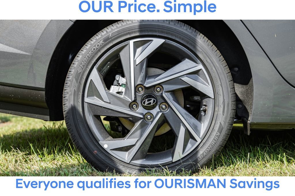 New 2025 Hyundai Elantra SEL image 14