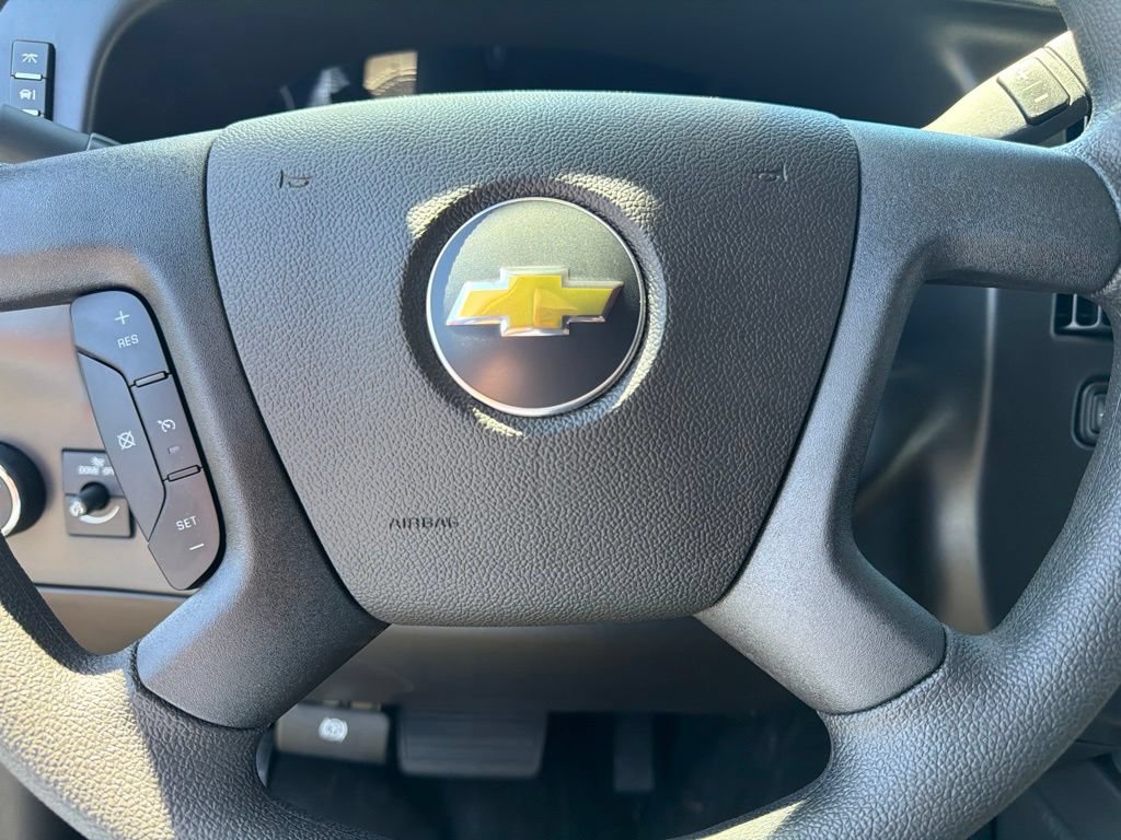 New 2026 Chevrolet Express 2500 w/ Driver Convenience Package RWD image 15