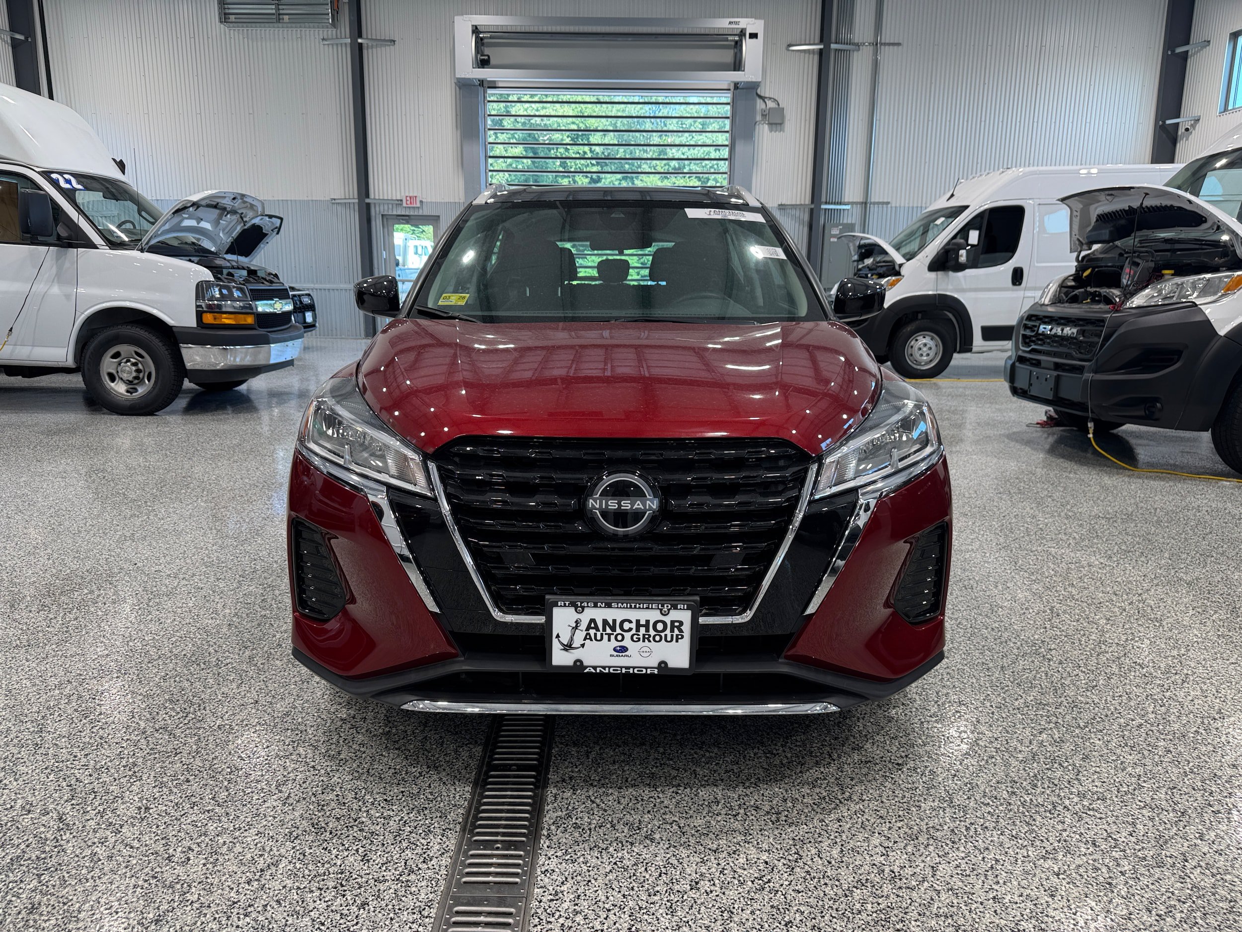 Used 2023 Nissan Kicks SV FWD image 2