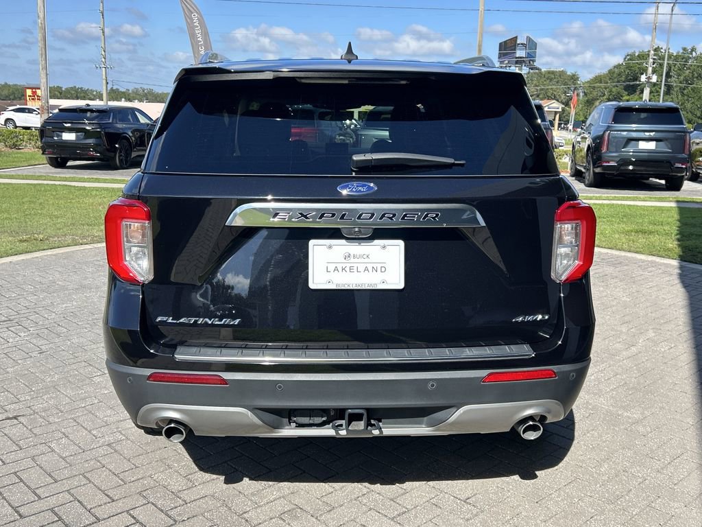 Used 2022 Ford Explorer Platinum w/ Technology Package image 5