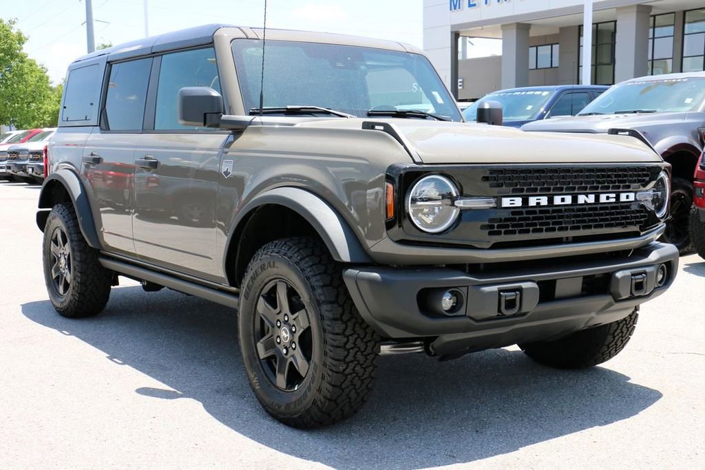 New 2025 Ford Bronco Big Bend w/ Black Diamond Package image 4