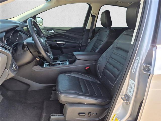 Used 2019 Ford Escape Titanium FWD image 17