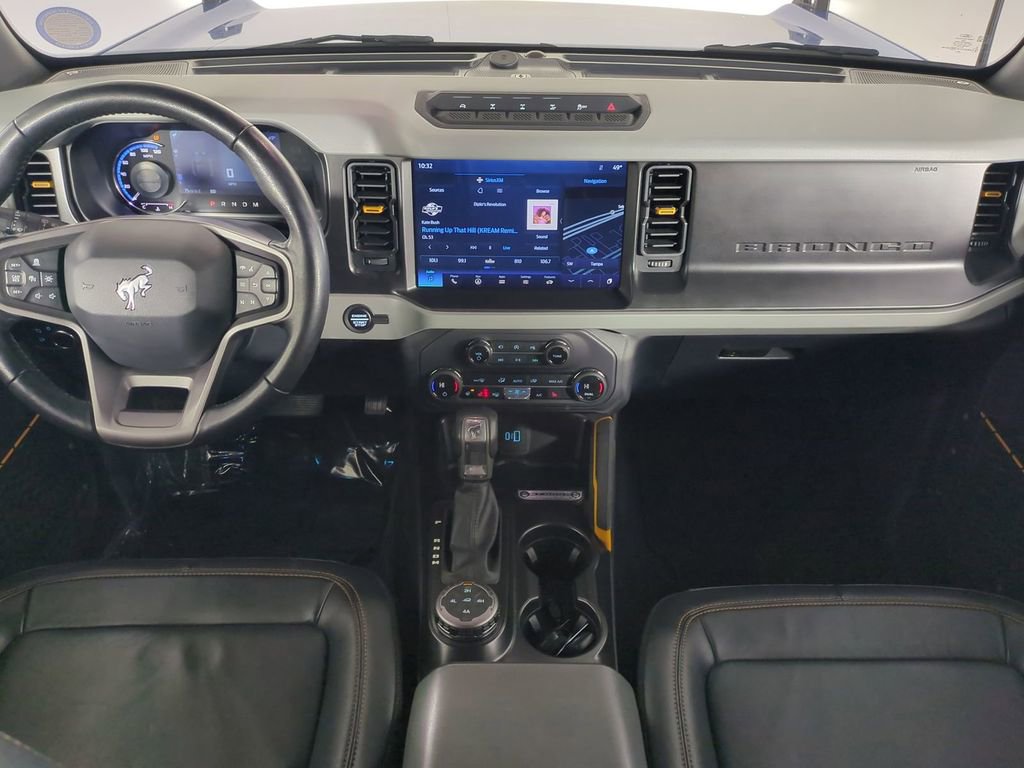 Used 2023 Ford Bronco Badlands image 17