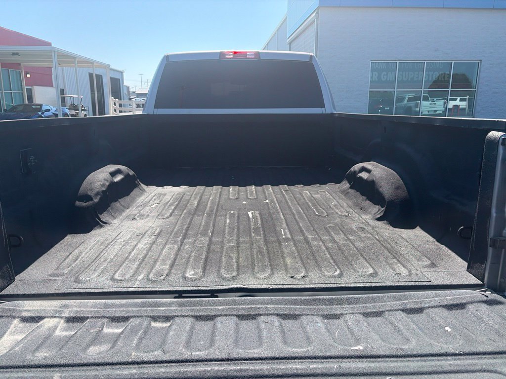 Used 2022 RAM 2500 Tradesman w/ Chrome Appearance Group AWD/4WD image 10