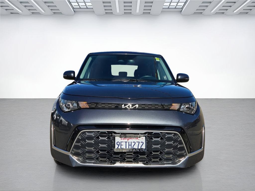 Used 2023 Kia Soul GT-Line FWD image 2