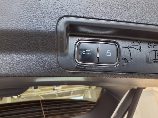 Used 2025 Ford Explorer ST-Line AWD/4WD image 23