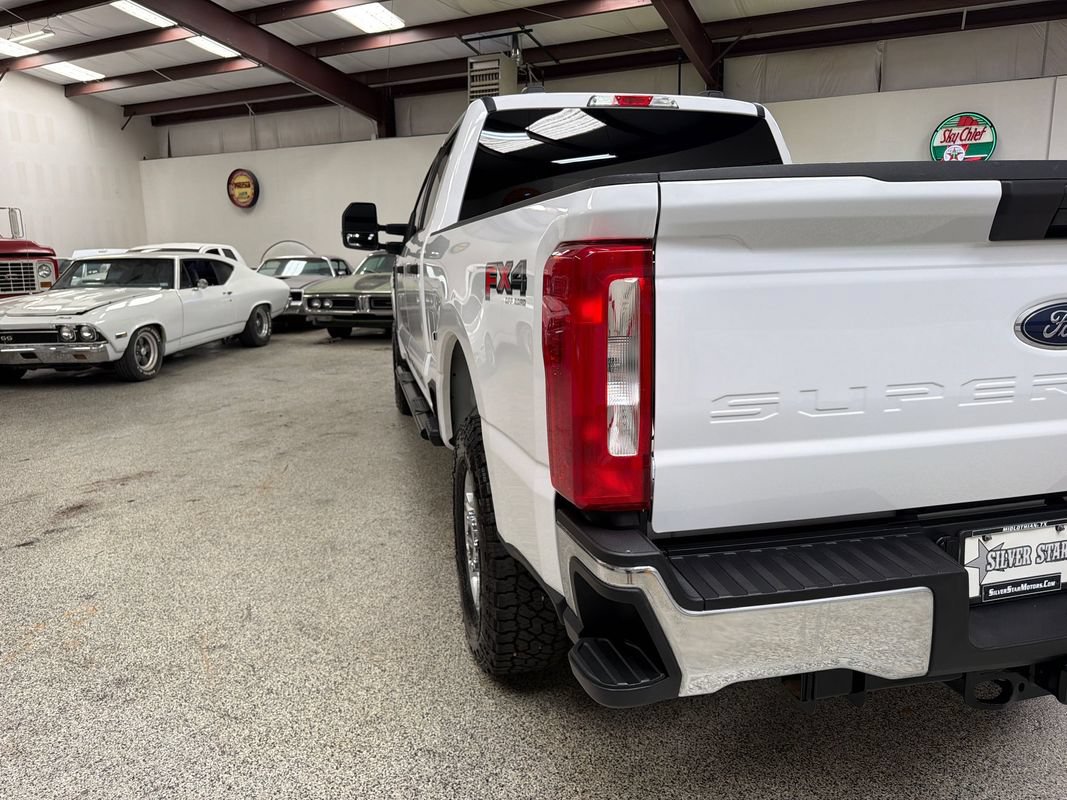 Used 2025 Ford F250 XLT w/ FX4 Off-Road Package AWD/4WD image 15