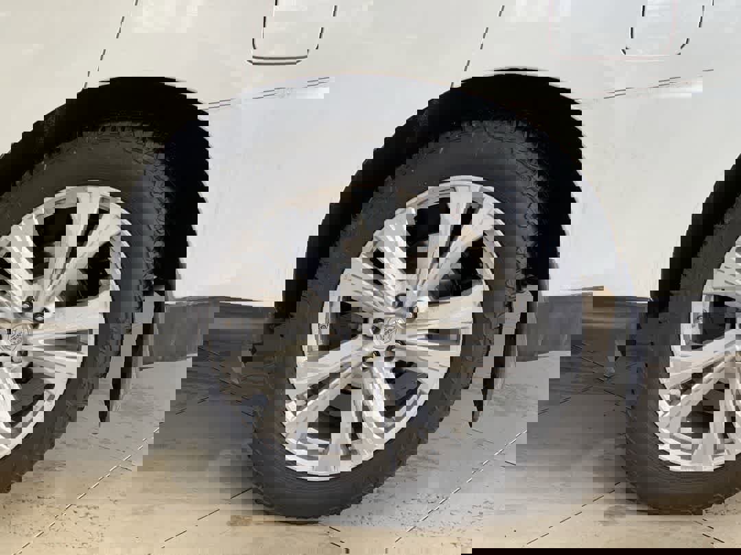 Used 2019 Nissan Pathfinder SL w/ SL Premium Package image 13