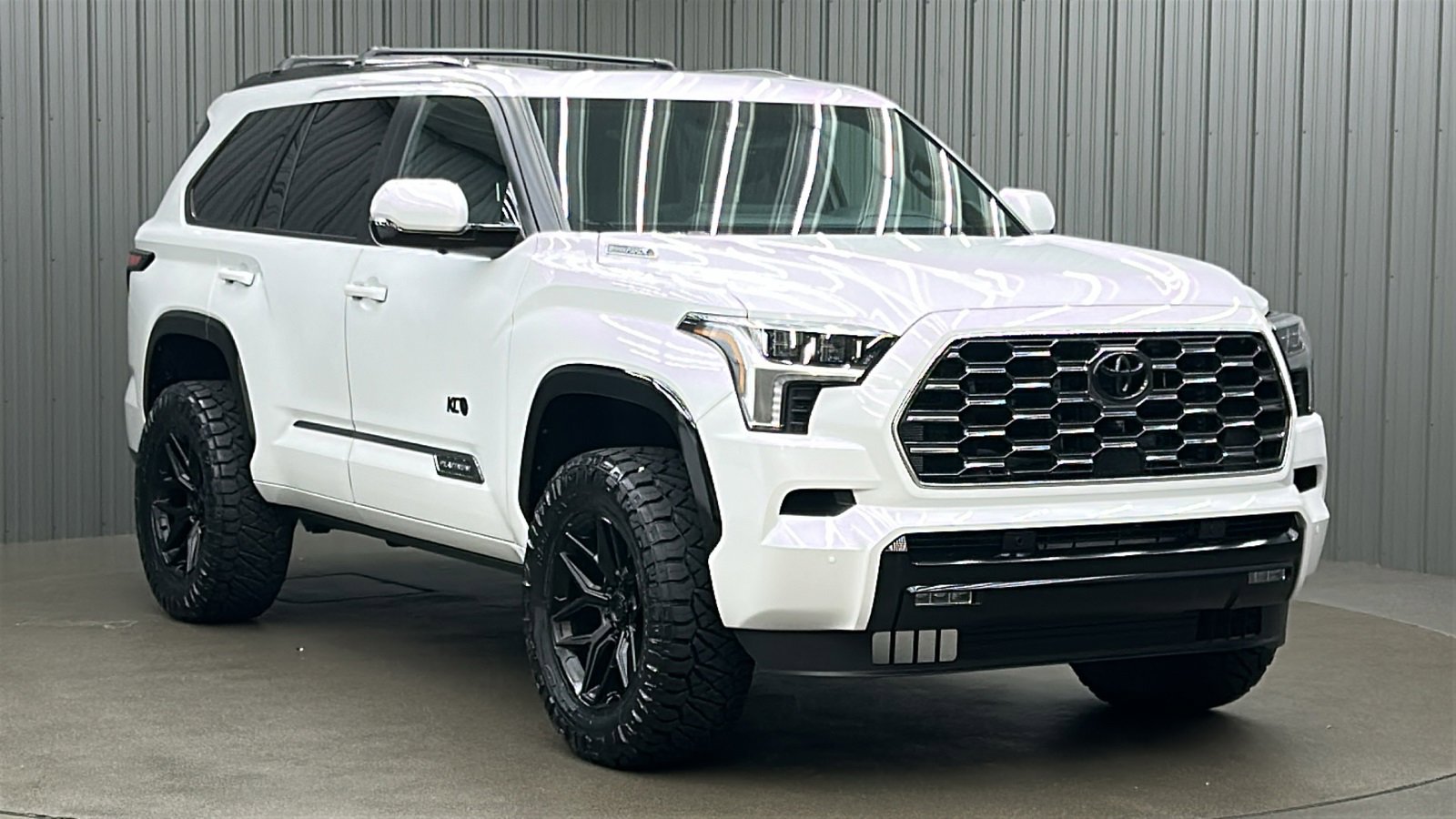 Used 2025 Toyota Sequoia Platinum image 7