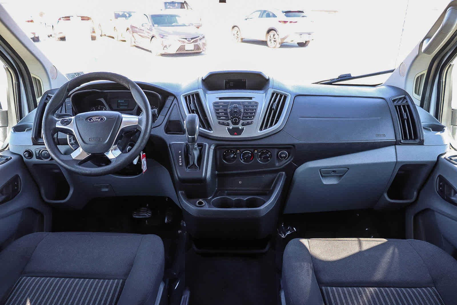 Used 2019 Ford Transit 350 XLT image 12