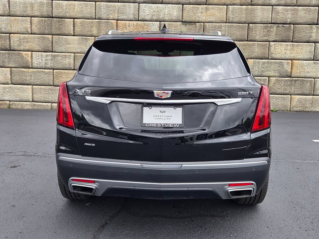 Used 2024 Cadillac XT5 Premium Luxury w/ LPO, Floor Liner Package AWD/4WD image 4