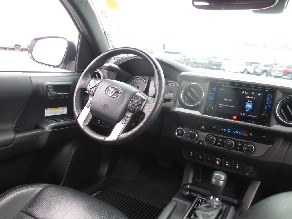 Used 2019 Toyota Tacoma TRD Off-Road AWD/4WD image 27