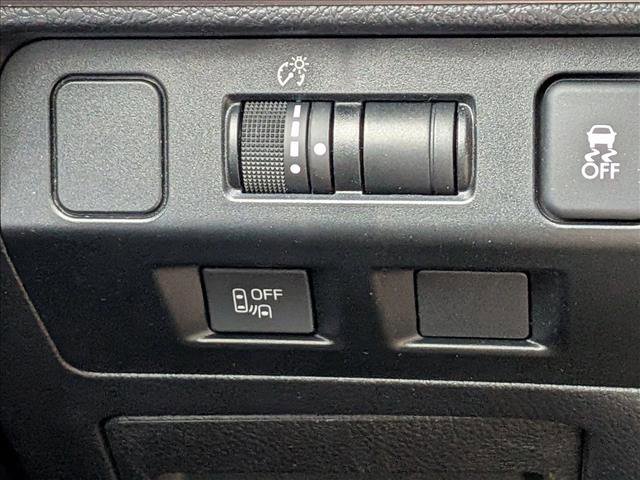 Used 2016 Subaru Crosstrek Touring image 11