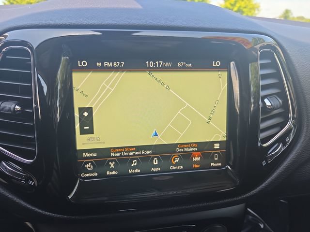 Used 2018 Jeep Compass Limited w/ Navigation Group AWD/4WD image 22