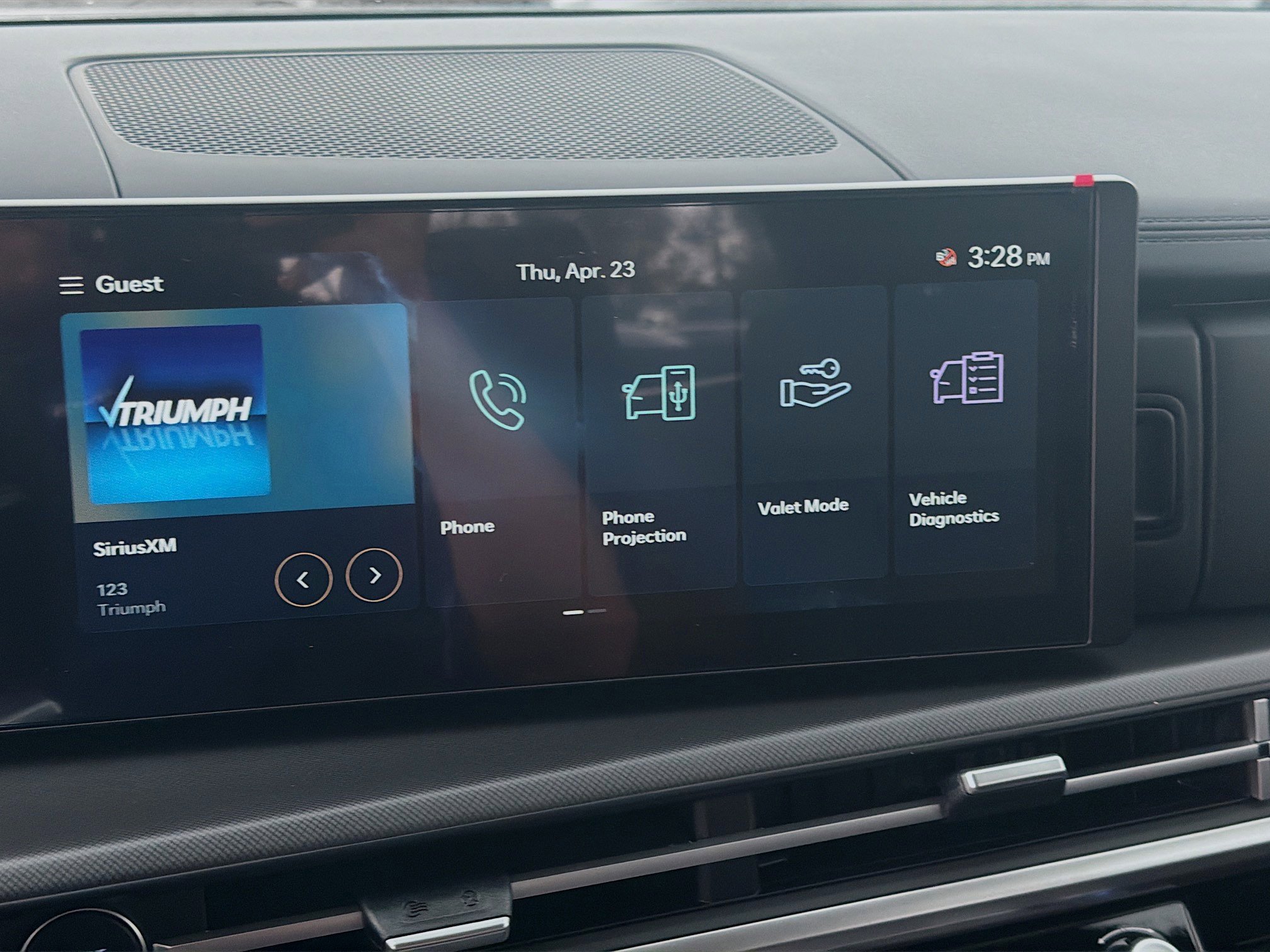 New 2026 Hyundai Santa Fe SEL FWD image 10