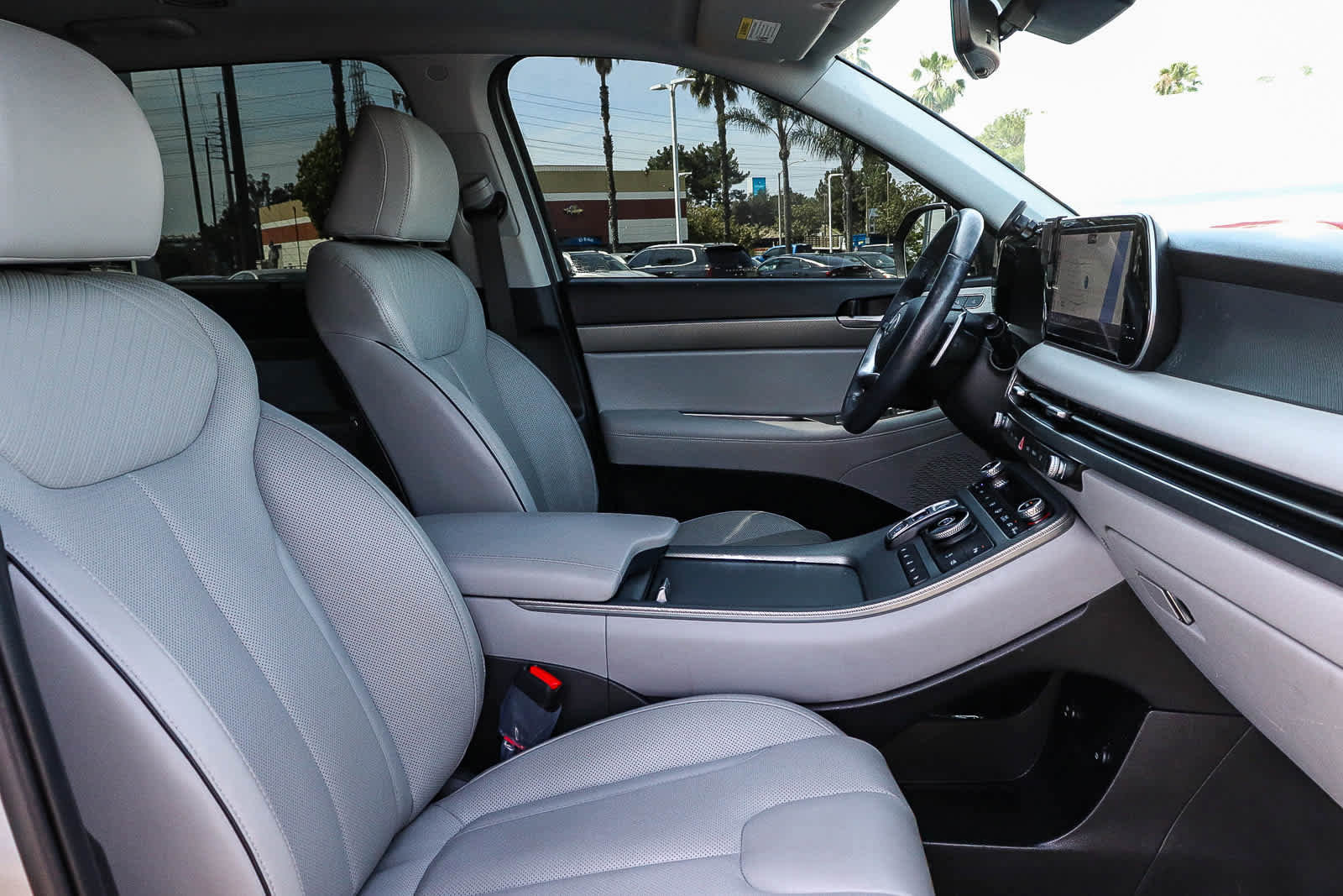 Used 2023 Hyundai Palisade SEL w/ Premium Package FWD image 26