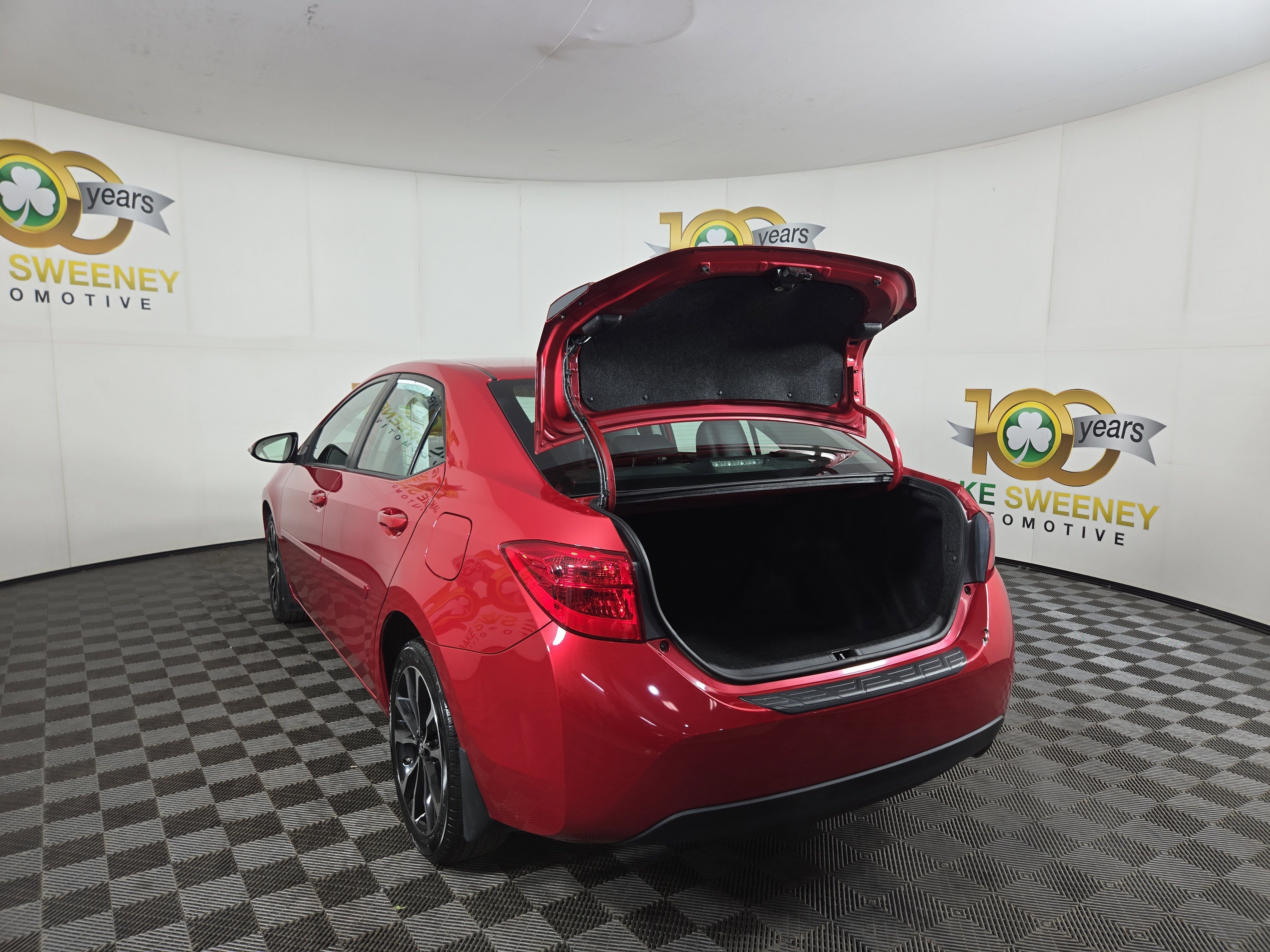 Used 2018 Toyota Corolla L image 31