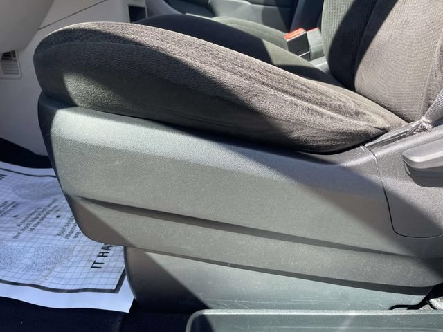 Used 2016 Dodge Grand Caravan SE w/ Quick Order Package 29E SE FWD image 19