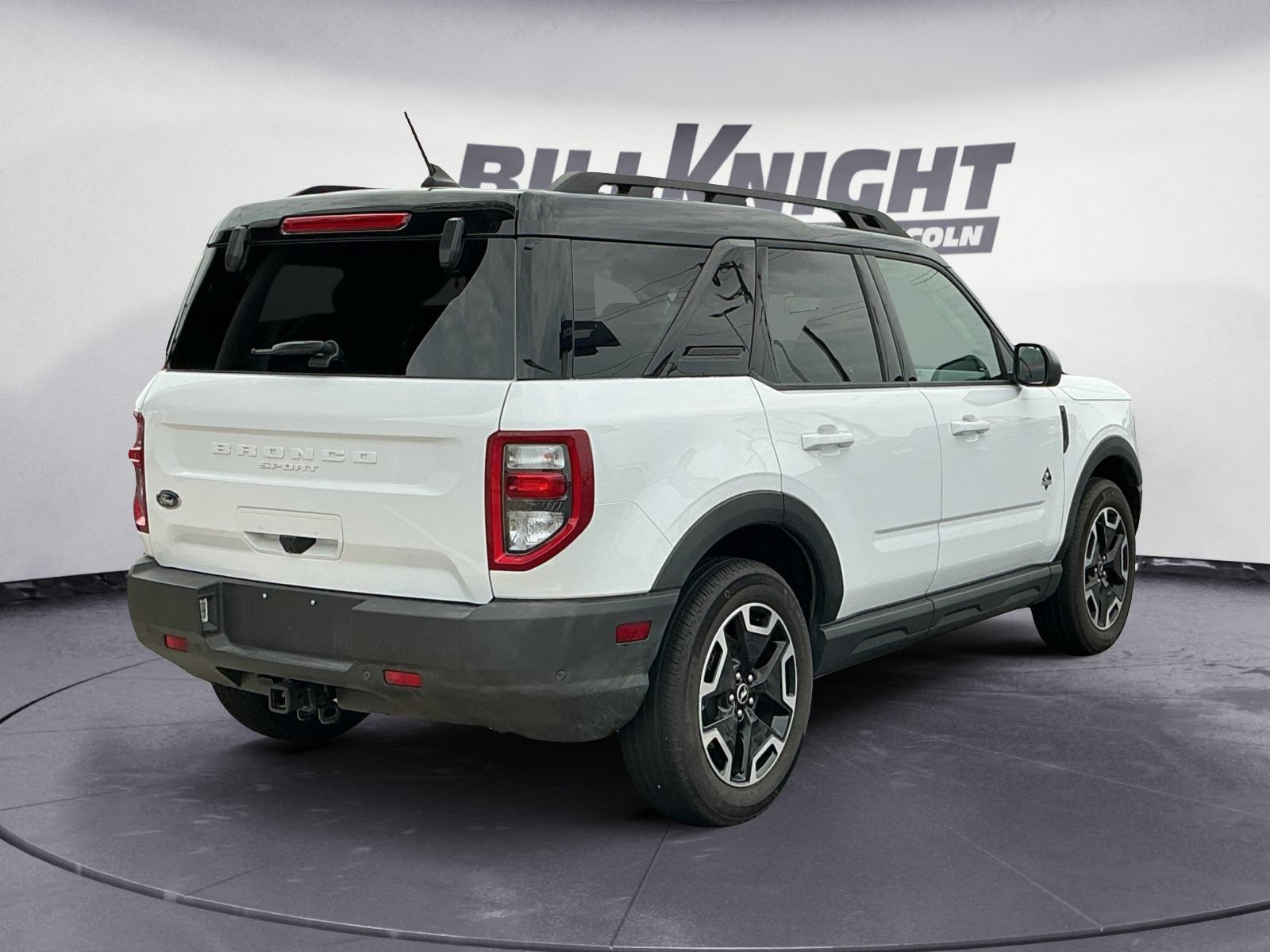 Used 2022 Ford Bronco Sport Outer Banks w/ Tech Package AWD/4WD image 5