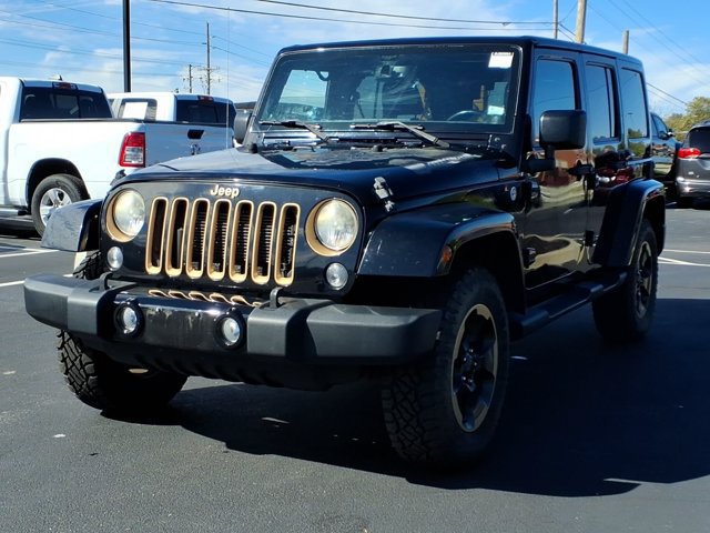Used 2014 Jeep Wrangler Unlimited Sahara AWD/4WD image 2