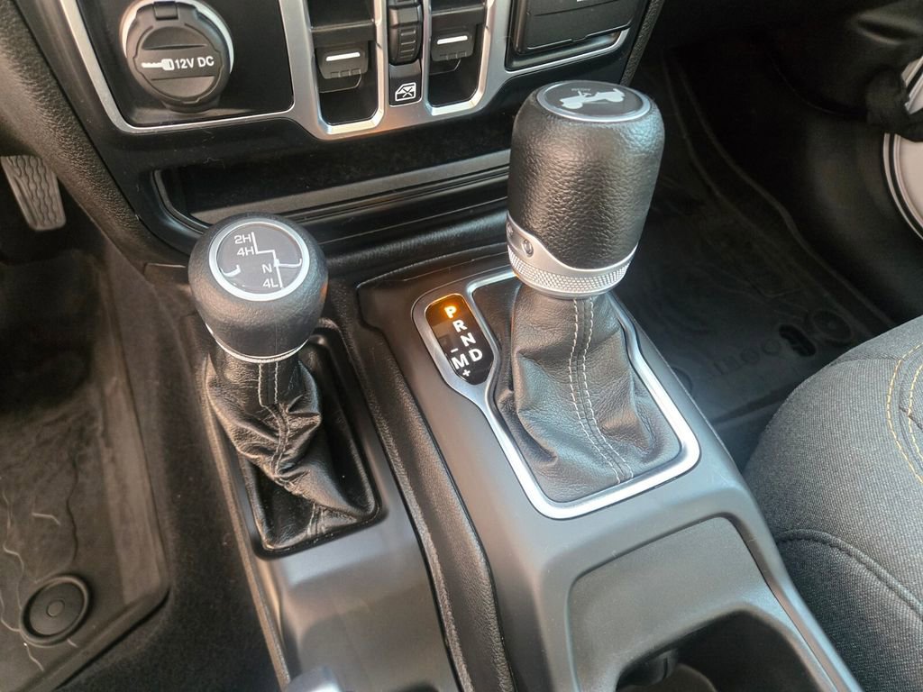 Used 2024 Jeep Wrangler Unlimited Sport AWD/4WD image 27