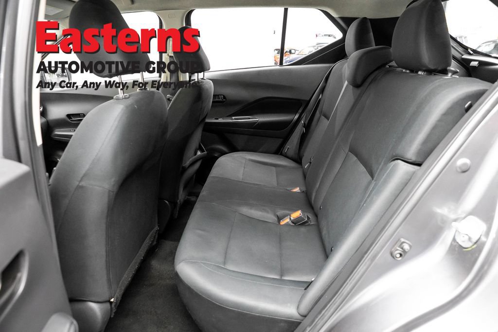 Used 2023 Nissan Kicks S FWD image 19
