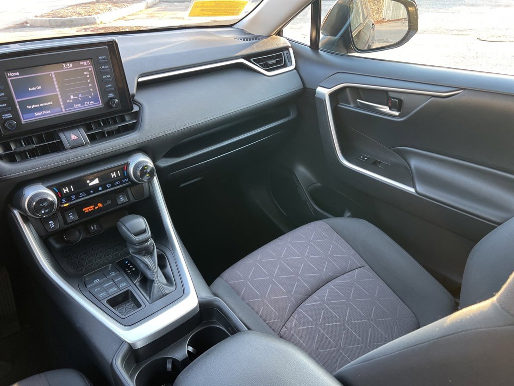 Used 2019 Toyota RAV4 XLE image 24