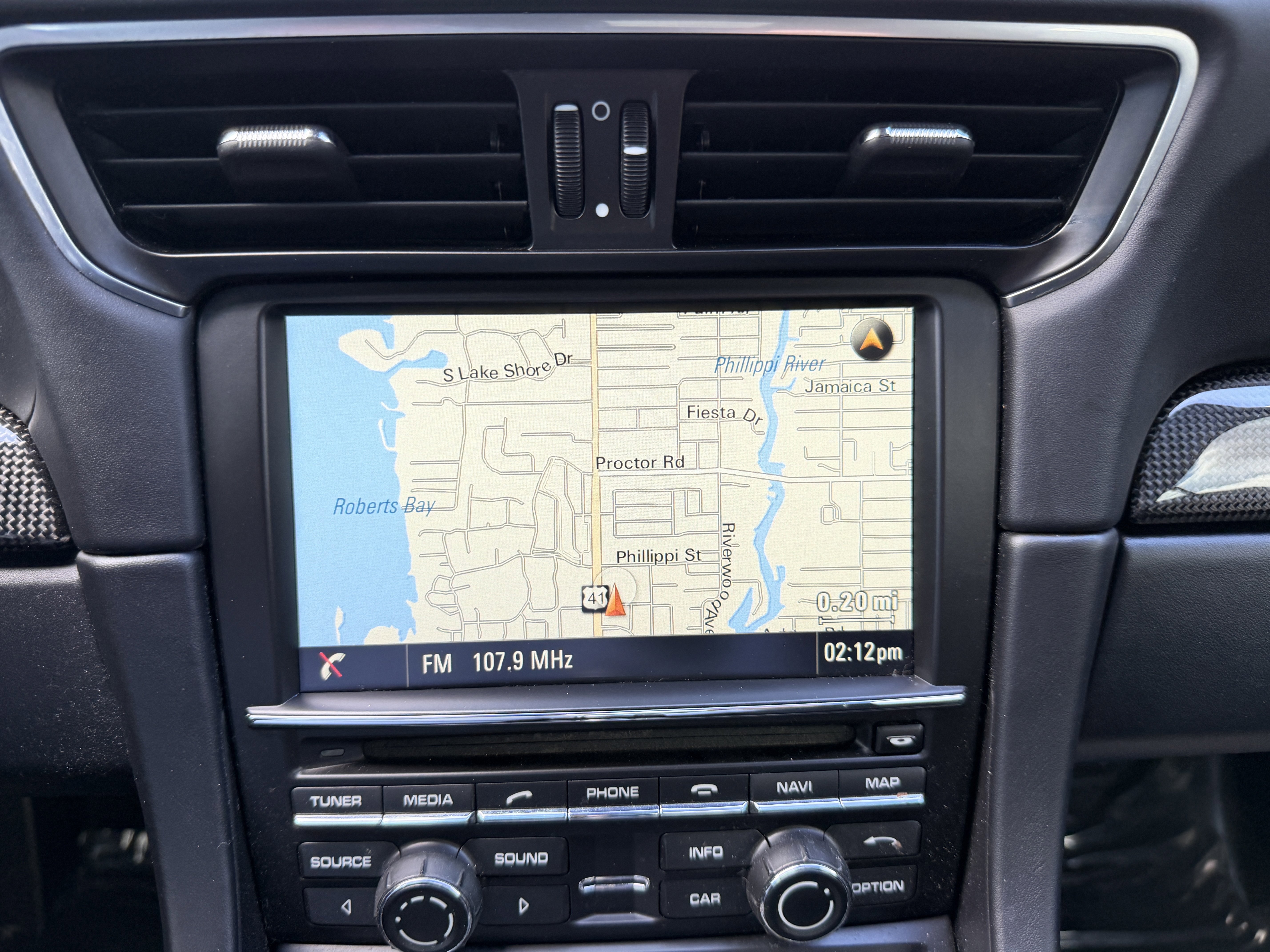 Certified 2015 Porsche 911 Turbo S image 24