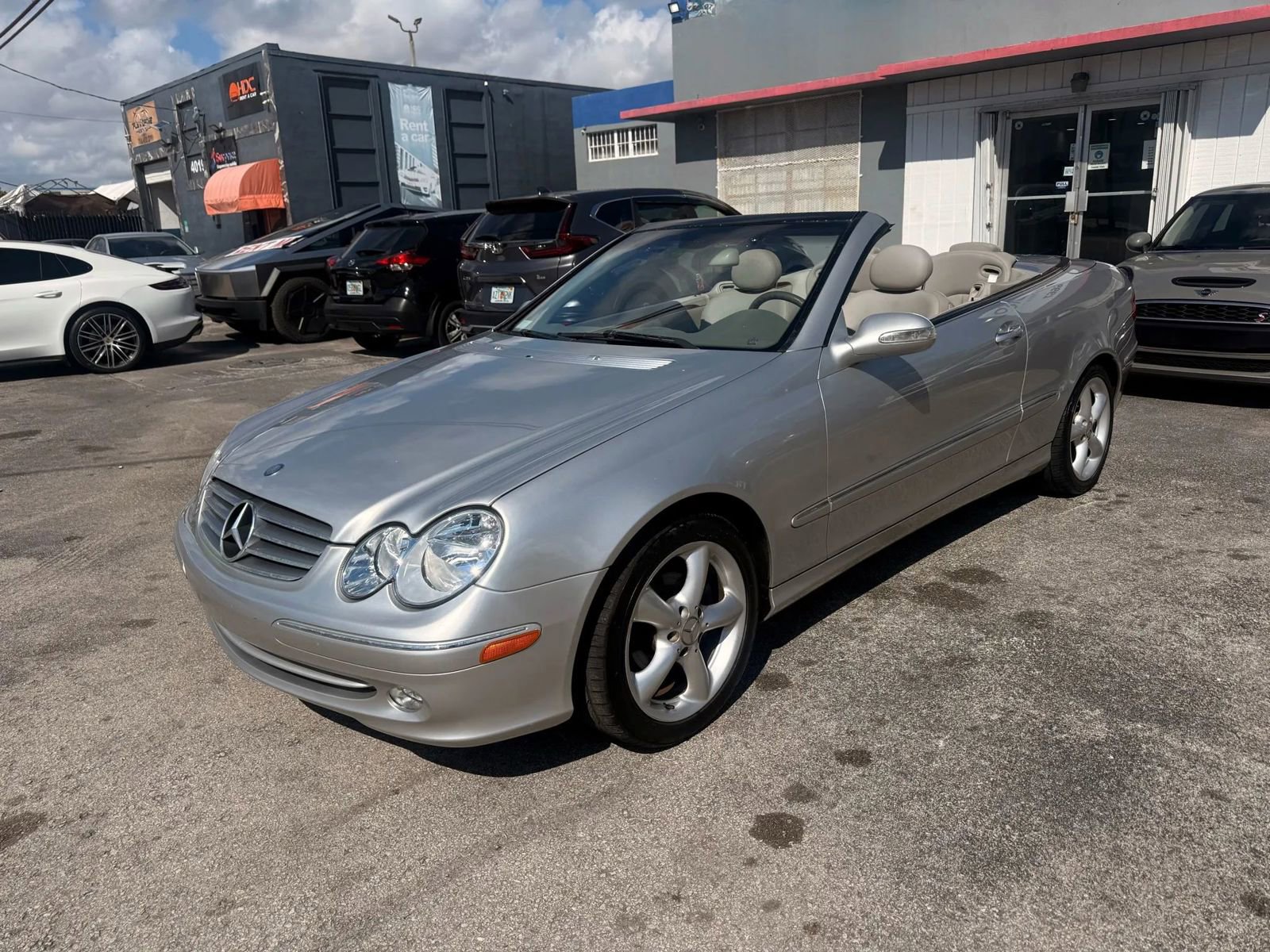 Used 2005 Mercedes-Benz CLK 320 Cabriolet image 5