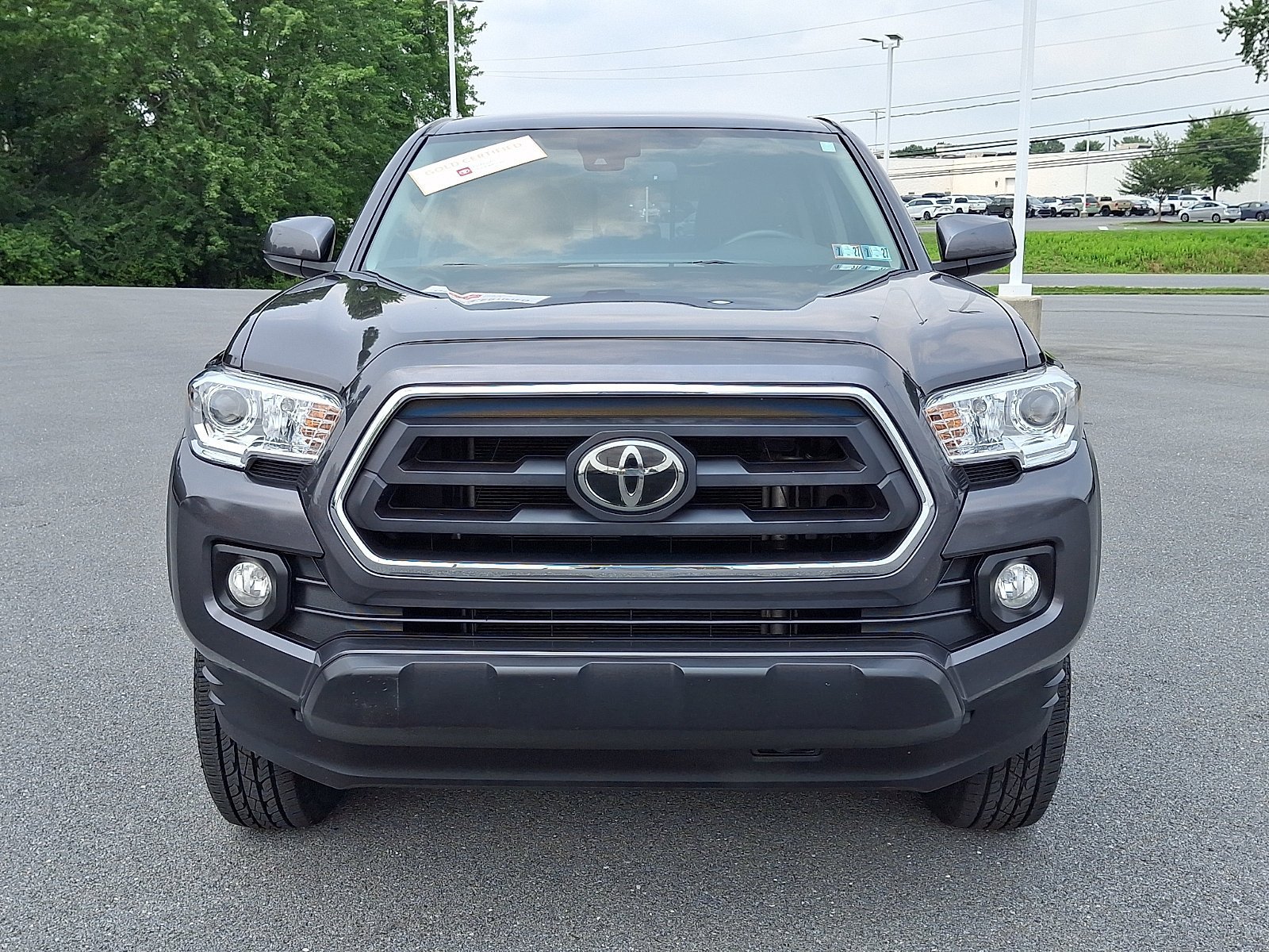 Certified 2023 Toyota Tacoma SR5 AWD/4WD image 2