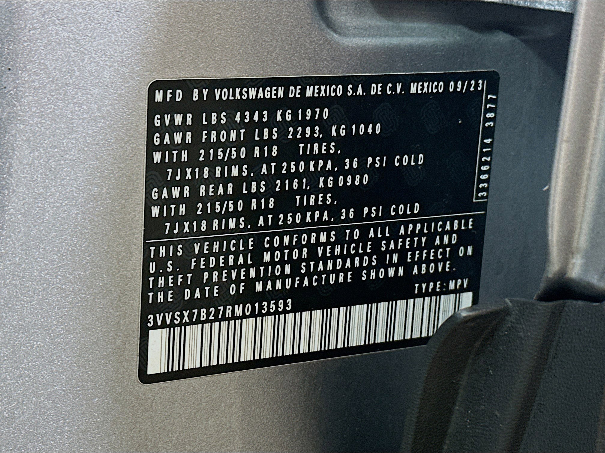 Used 2024 Volkswagen Taos SE image 29