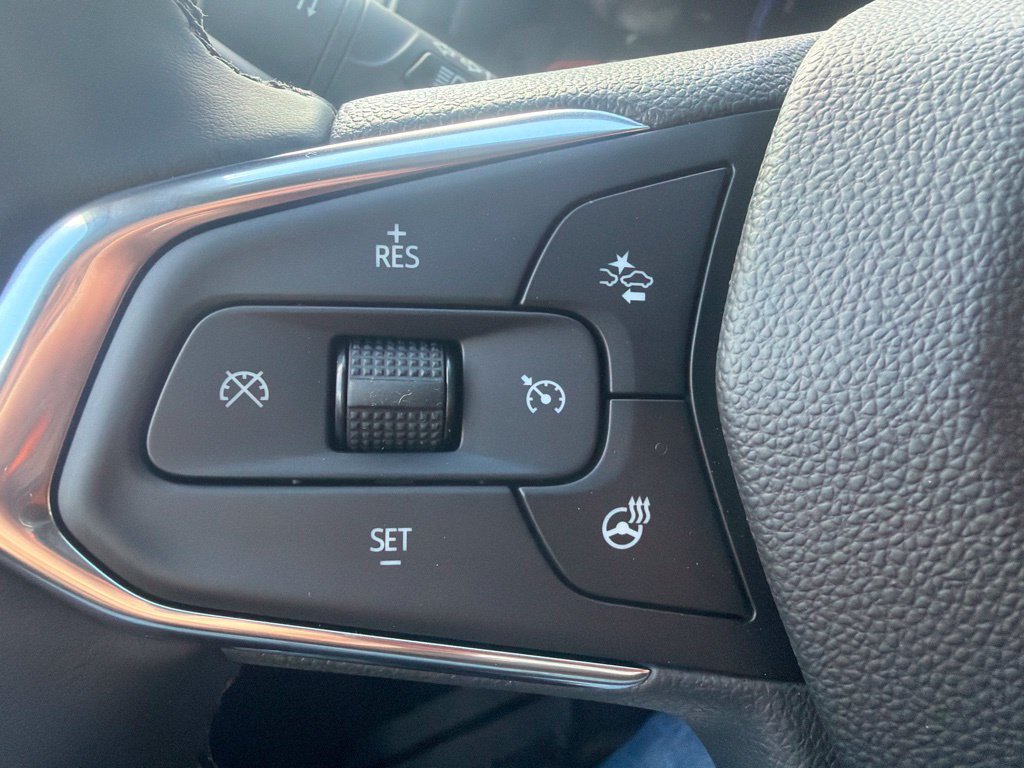 New 2026 Chevrolet Trax LT w/ LT Convenience Package FWD image 6