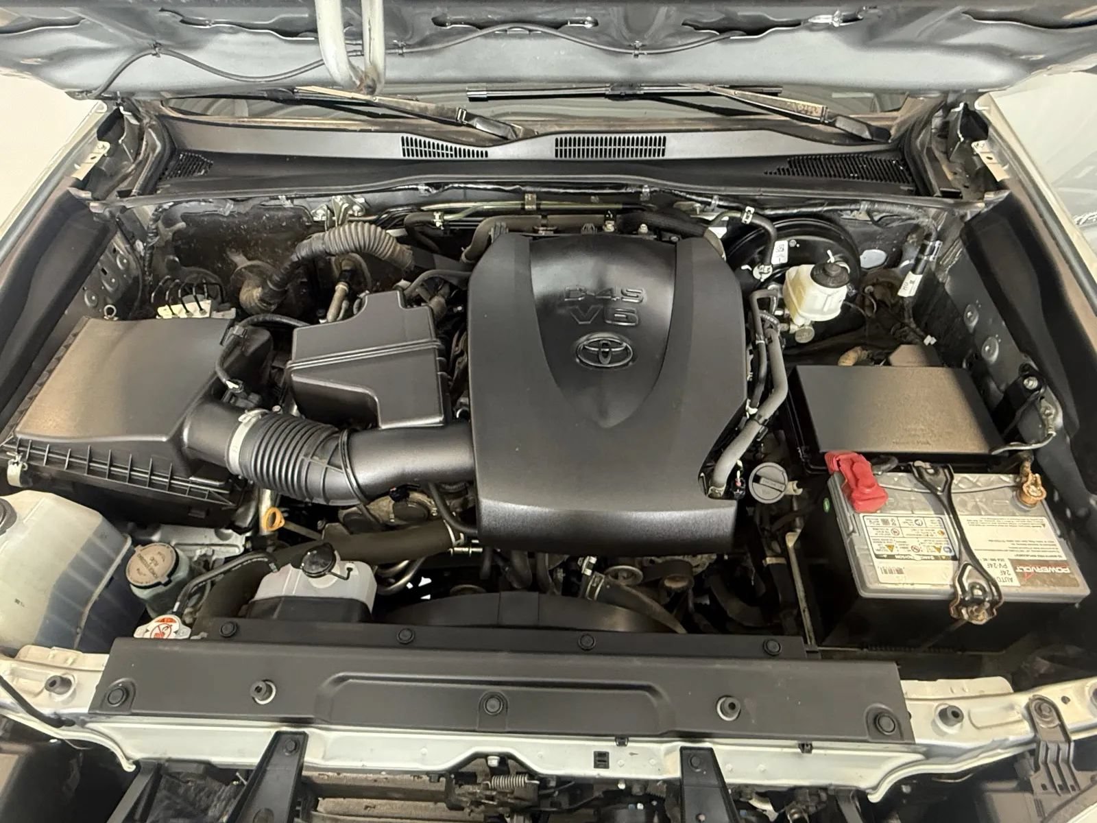 Used 2023 Toyota Tacoma SR5 w/ Technology Package AWD/4WD image 41