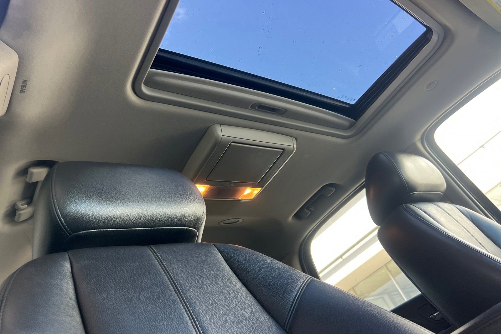 Used 2013 Chevrolet Tahoe LT RWD image 18