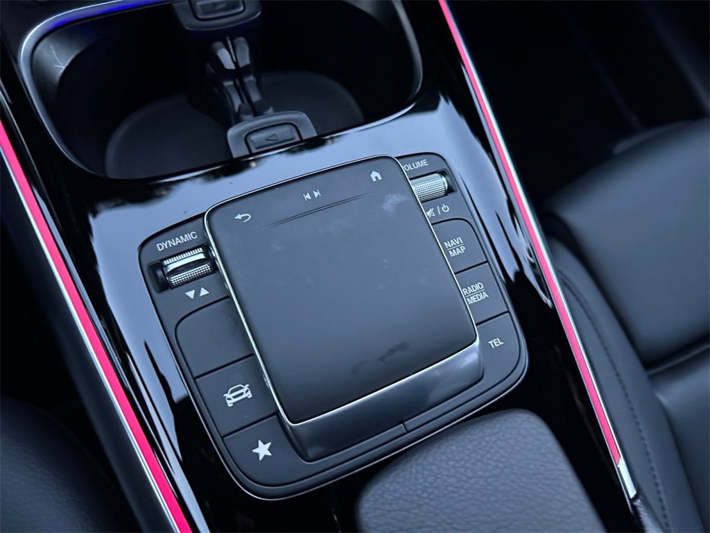 Used 2023 Mercedes-Benz GLA 250 GLA 250 image 21