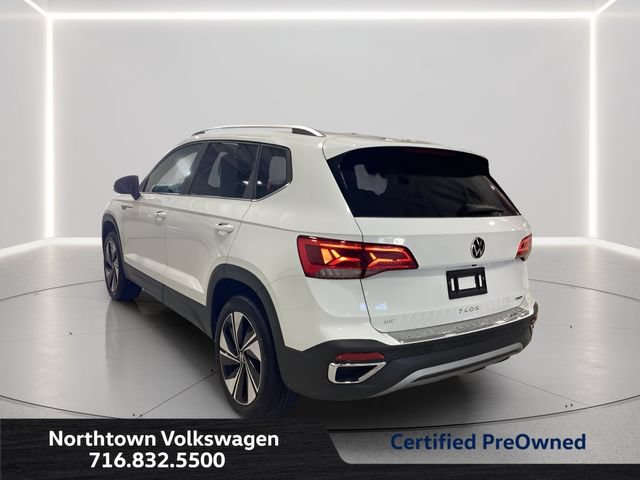 Certified 2023 Volkswagen Taos SE w/ Panoramic Sunroof Package AWD/4WD image 3