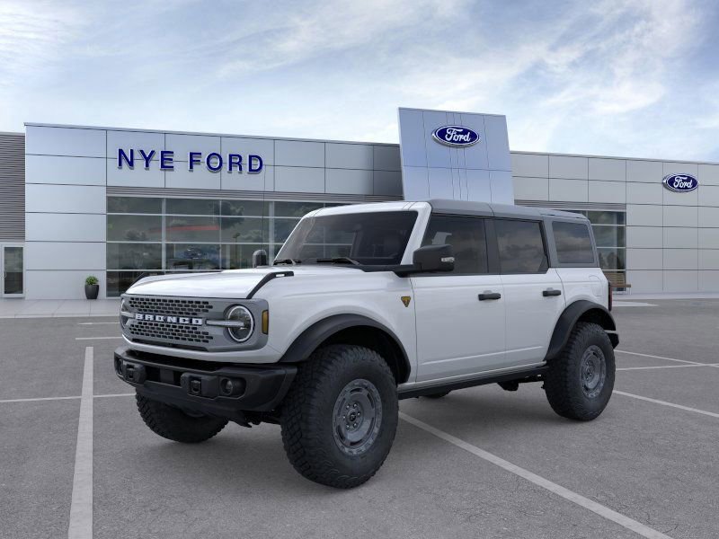 New 2025 Ford Bronco Badlands image 2