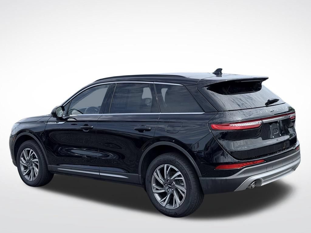 Used 2026 Lincoln Corsair Premiere AWD/4WD image 9